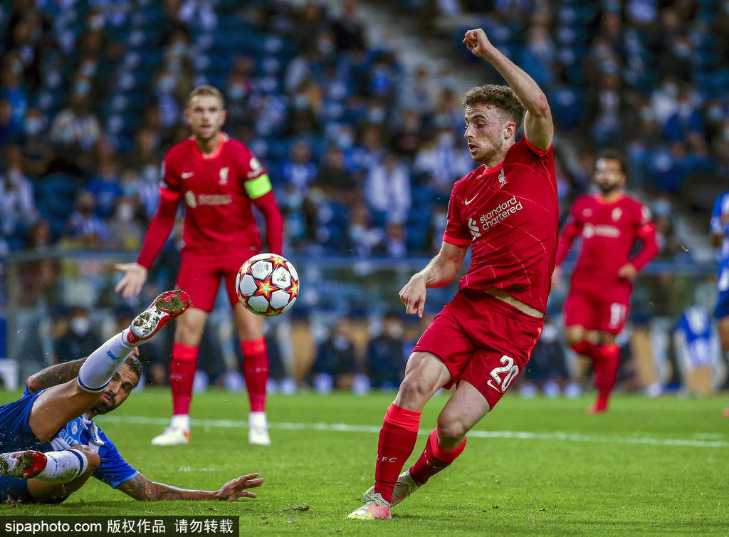 然而在比赛 然而在比赛