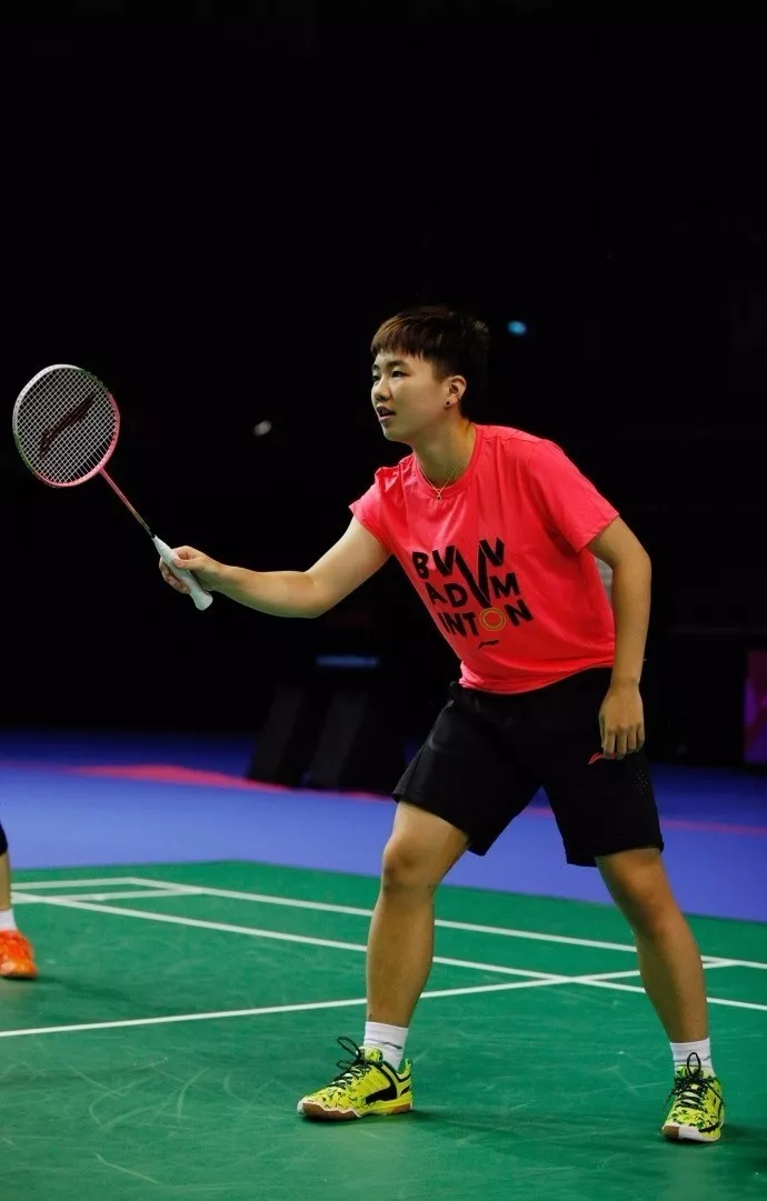 及俱乐部建 及俱乐部建