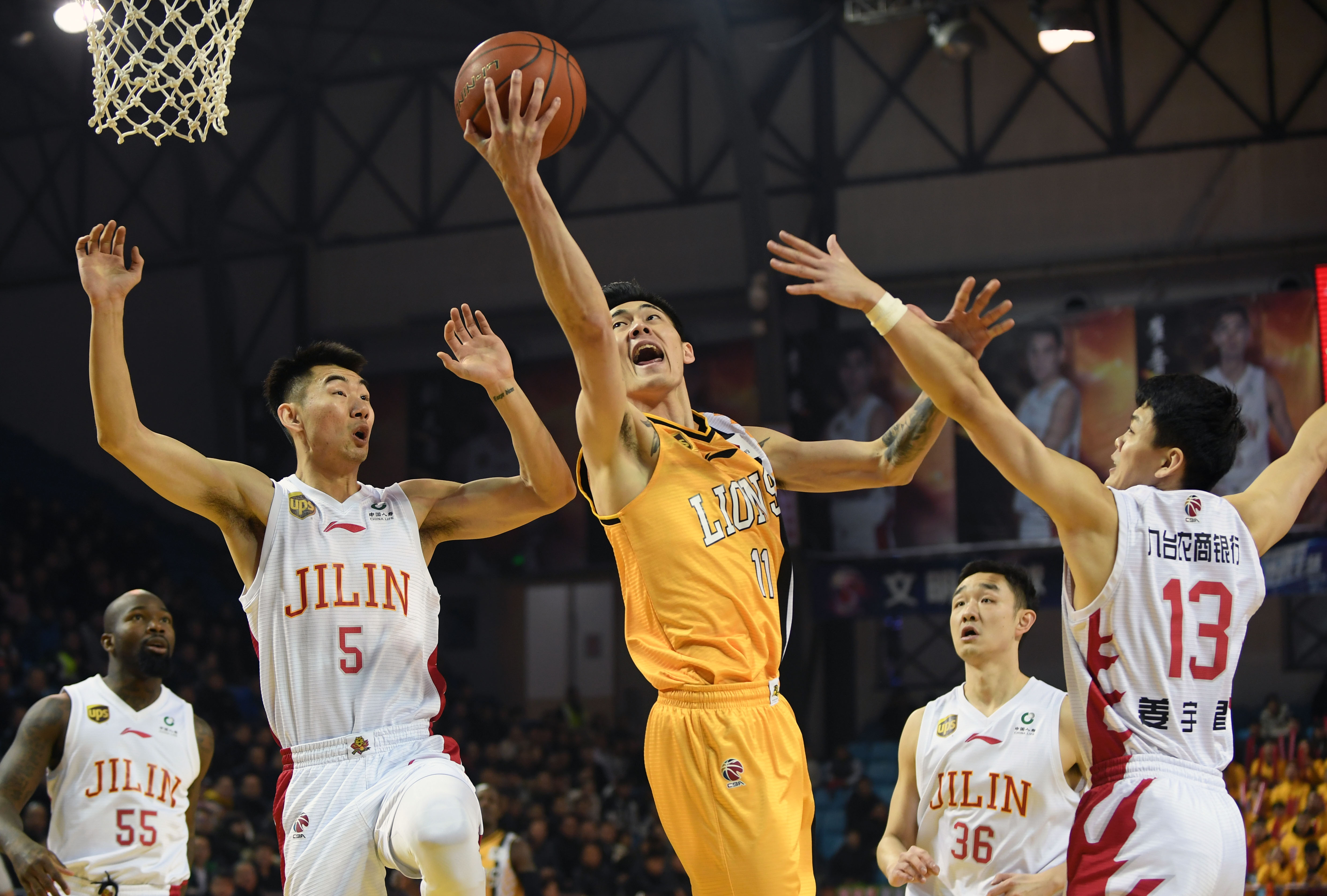 欧冠等在内 欧冠等在内