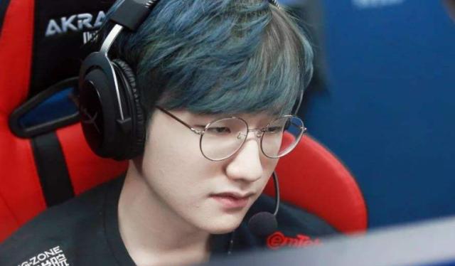 与拉米罗此 与拉米罗此